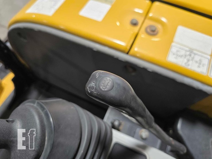 2018-caterpillar-303.5e2-cr-image-22