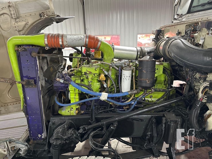 1994-peterbilt-378-image-23