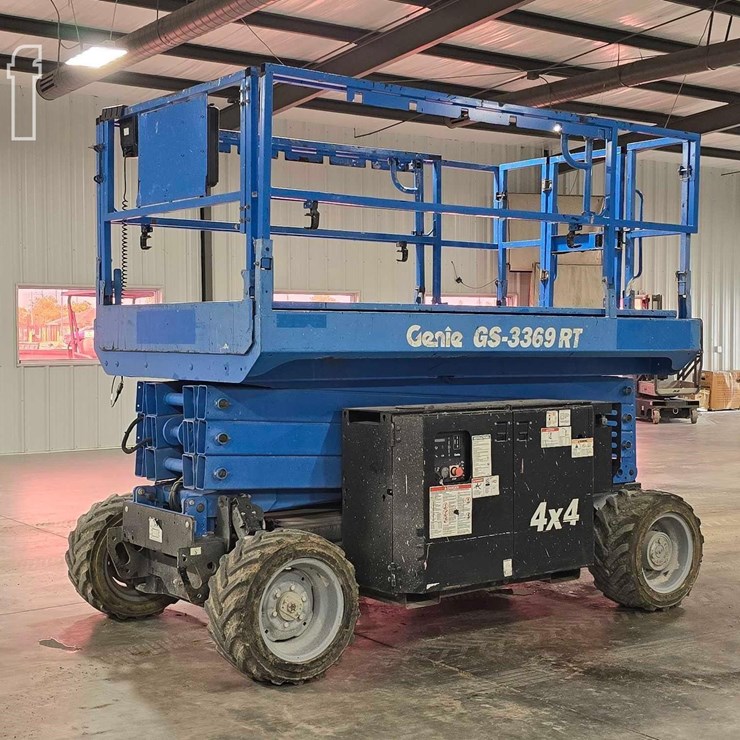 2016 GENIE GS3369RT