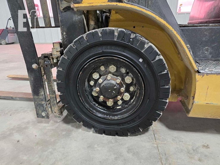 2018-caterpillar-gp25n-image-22
