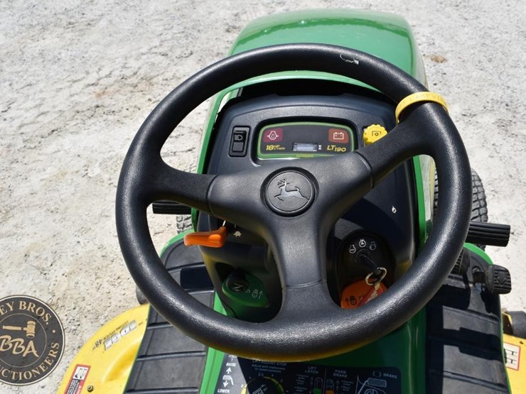 2005-john-deere-lt190-image-14