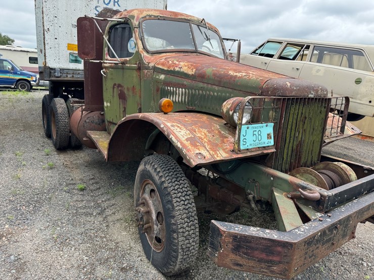 1945-international-21-image-2
