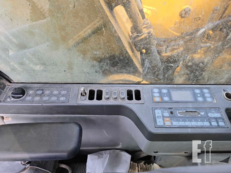 2014-caterpillar-320el-image-19