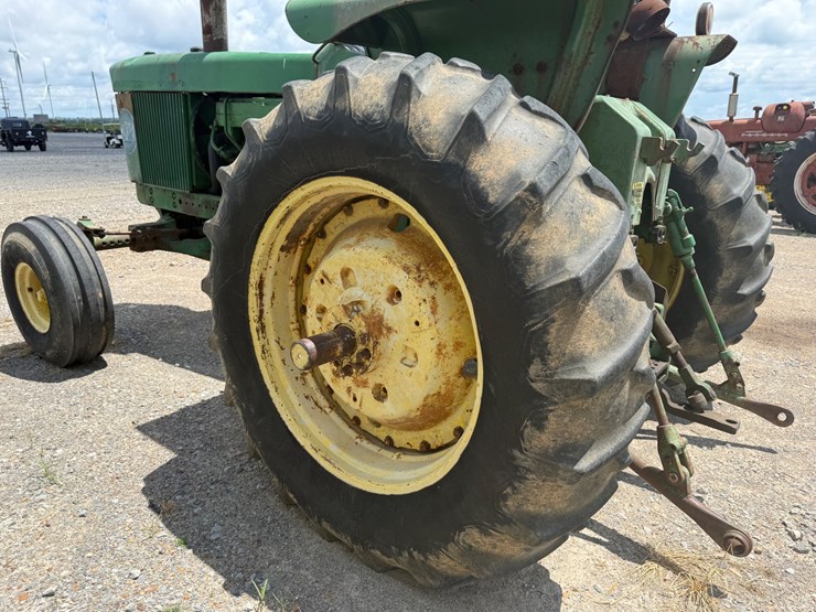 john-deere-4620-image-15