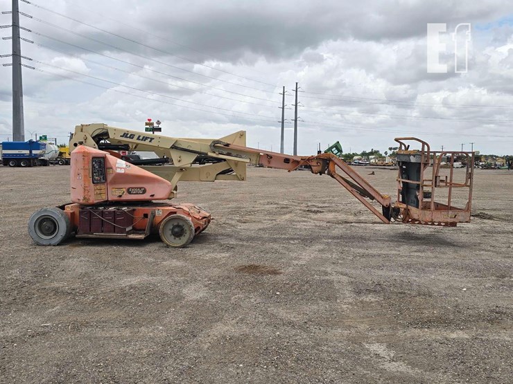 jlg-e400ajpn-image-6