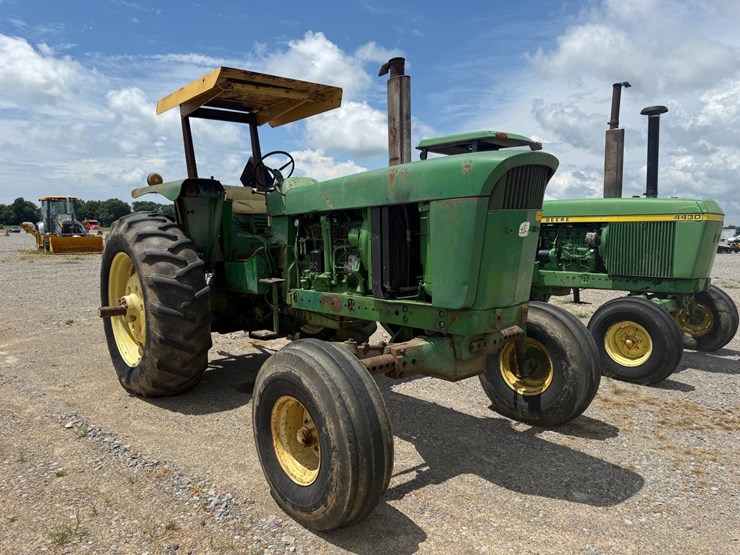 john-deere-4620-image-2