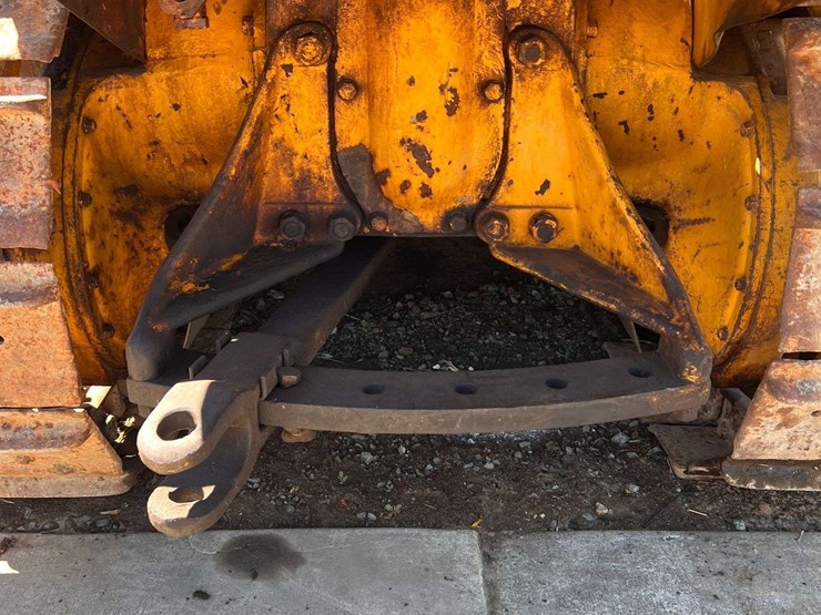 caterpillar-d2-image-32