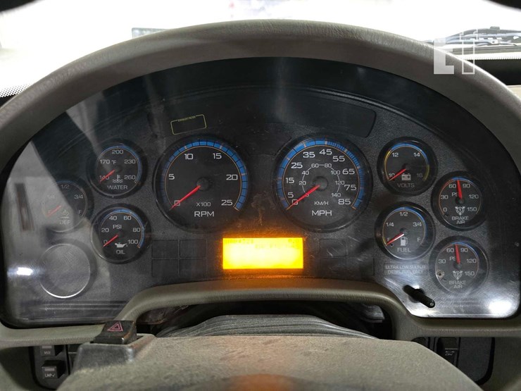 2015-international-transtar-8600-image-12