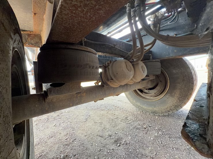 2015-smithco-sx2-40-34-image-15