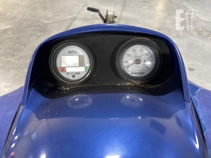 bombardier-sea-doo-gtx-watercraft-image-10