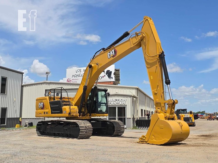 2020-caterpillar-336-image-2