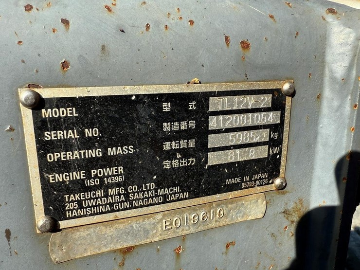 2017-takeuchi-tl12v2-image-28
