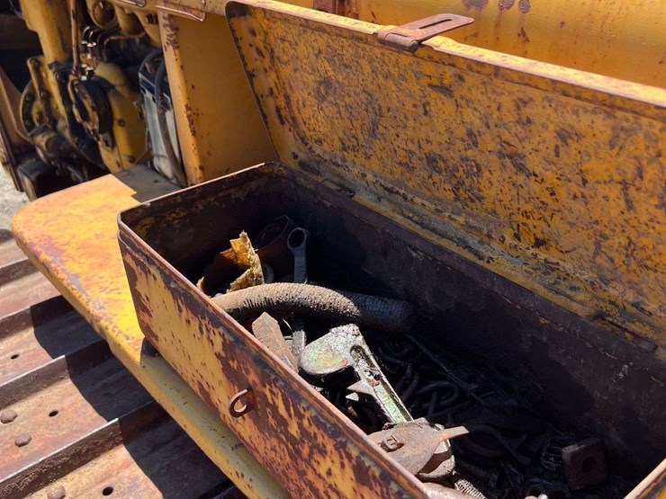 caterpillar-d4-image-25