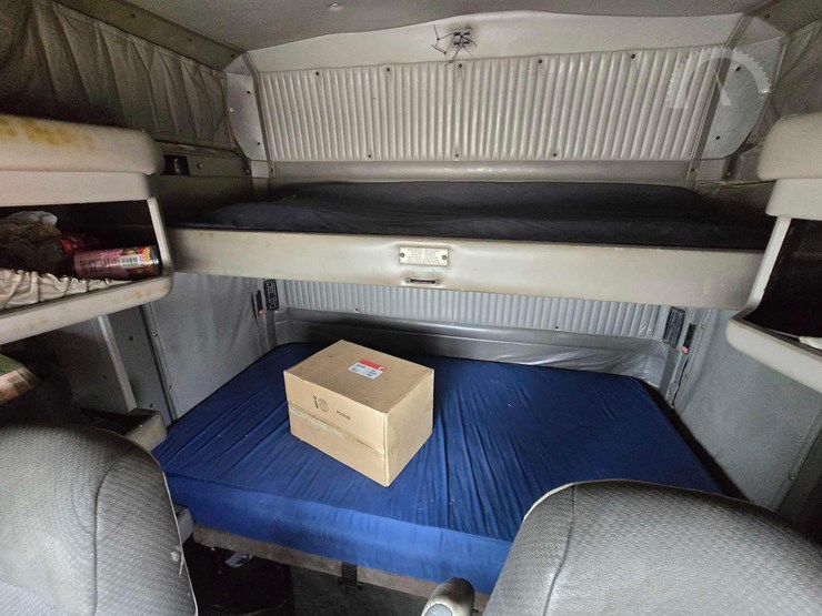 2009-kenworth-t660-image-15