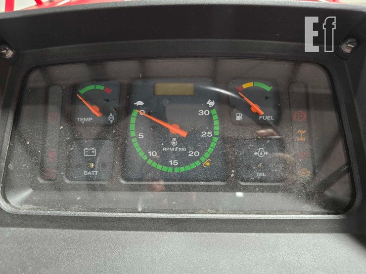 2026-mahindra-4540-image-19