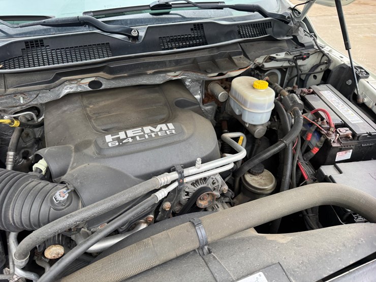 2016-dodge-ram-2500-image-31