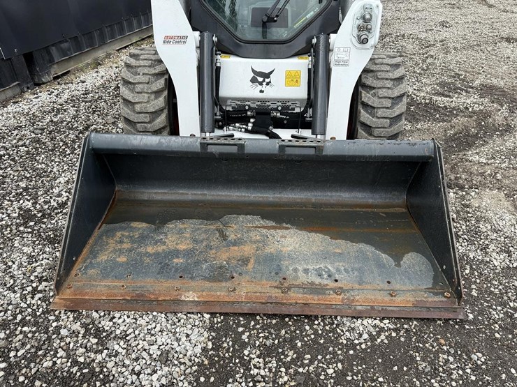 2024-bobcat-s650-image-9