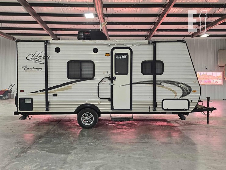 2014-coachmen-clipper-17fq-image-5
