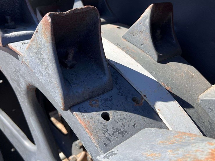 case-12-20-cross-motor-and-trailer-image-11