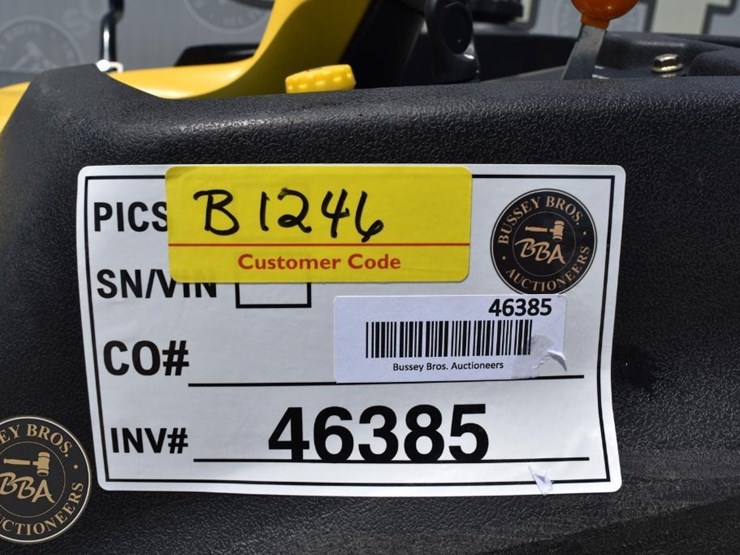 2015-john-deere-z425-image-16