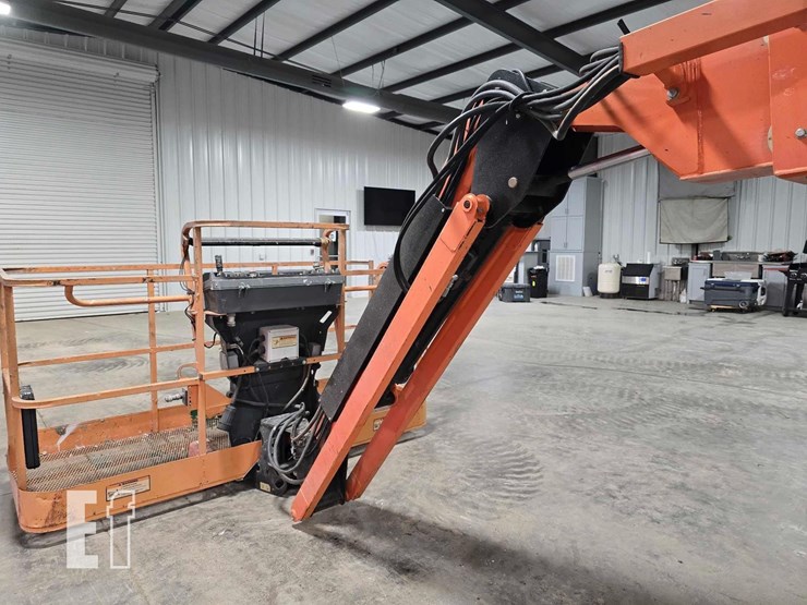 2007-jlg-660sj-image-18