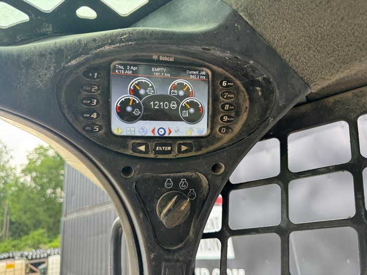 2015-bobcat-s530-image-19