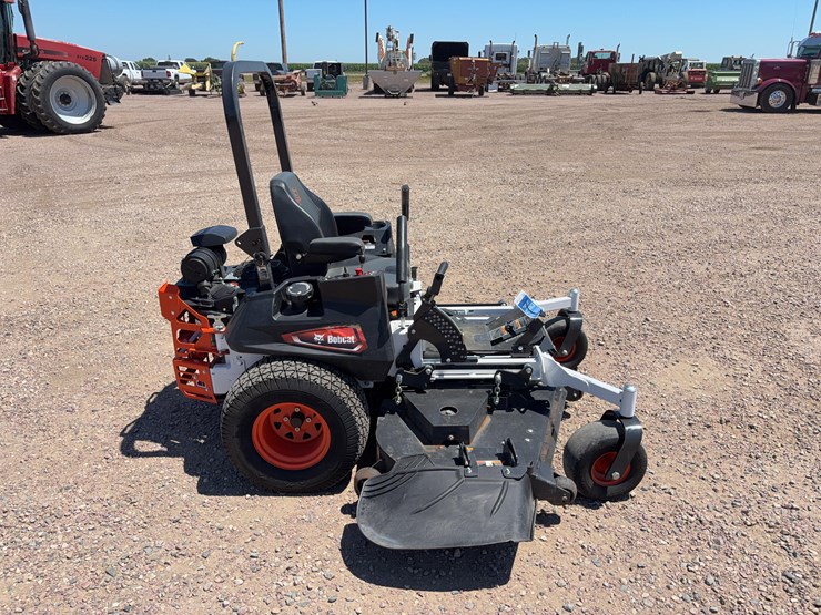 2023-bobcat-zt7072sp-zero-turn-mower-image-4