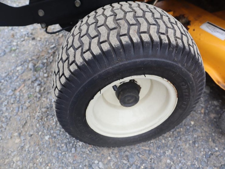 cub-cadet-gt2550-image-12
