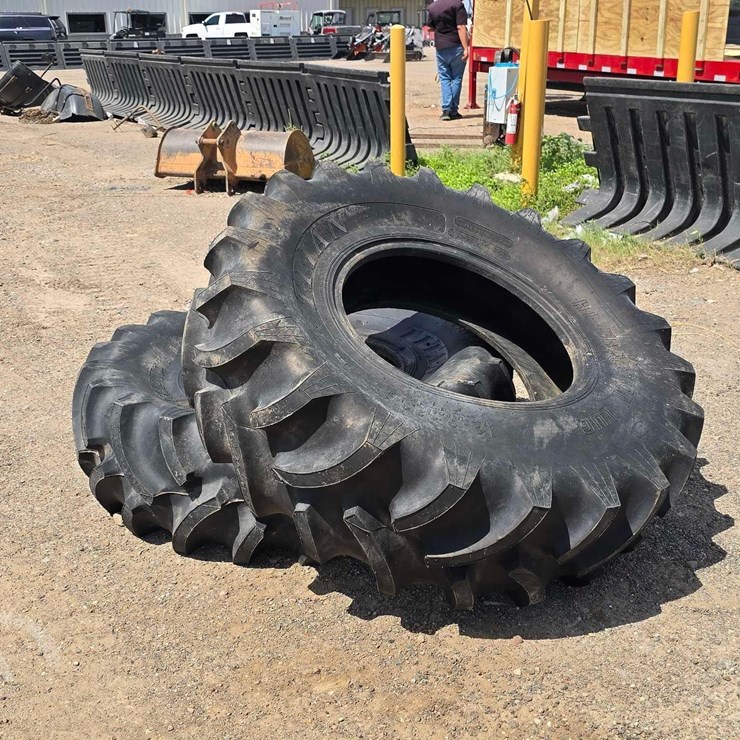 TITAN 16.9-24 TRACTOR TIRES