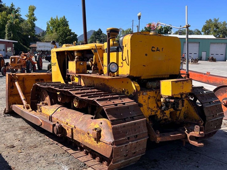 caterpillar-d7-image-7