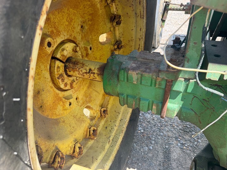 john-deere-4620-image-14