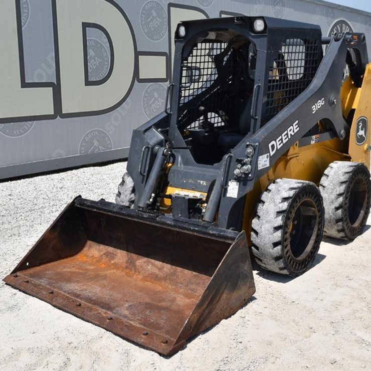 2021 DEERE 318G