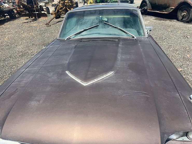 1966-ford-thunderbird-image-22
