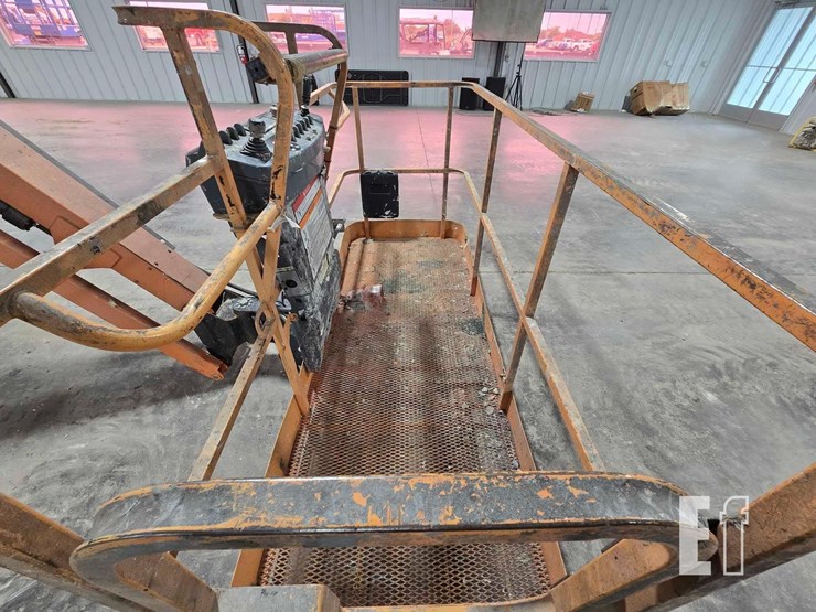 2007-jlg-660sj-image-9