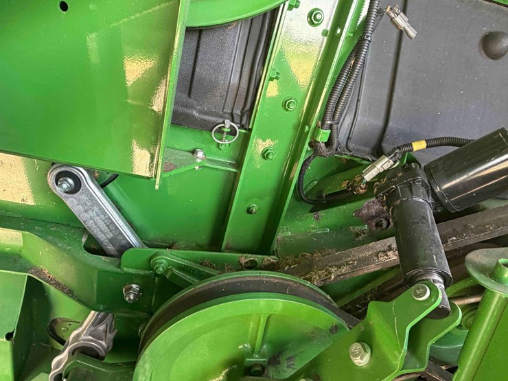 2019-john-deere-s780-image-35