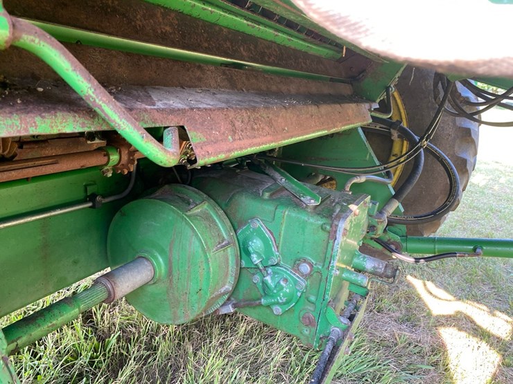 john-deere-9600-4x4-combine-image-66