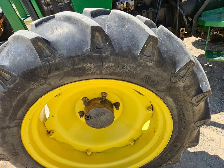 john-deere-5105-image-44