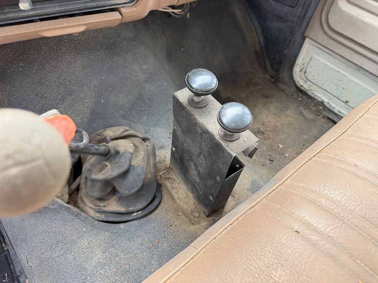 1989-ford-f700-image-93
