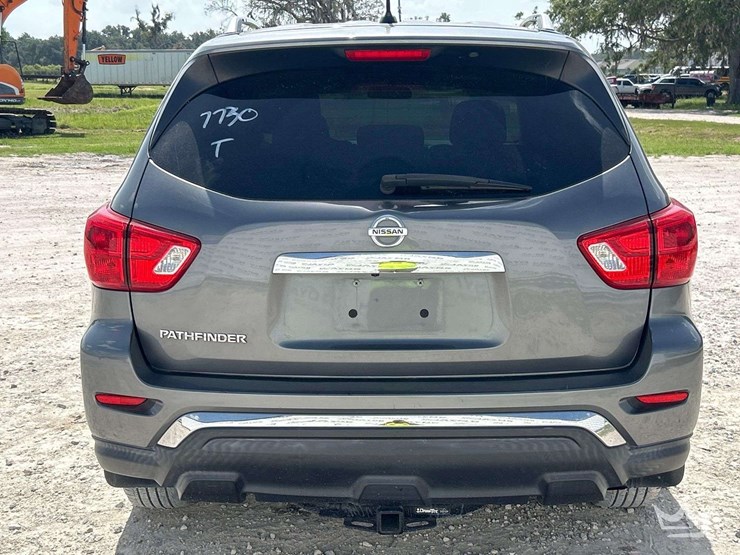2018-nissan-pathfinder-image-24