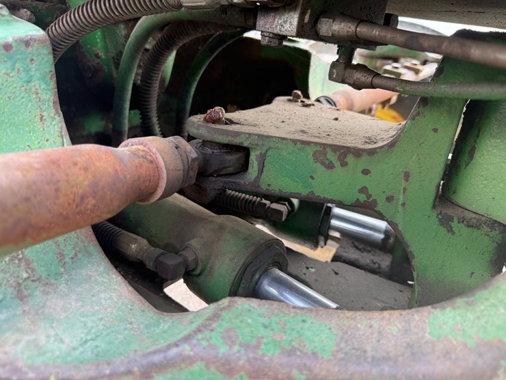 john-deere-4620-image-23