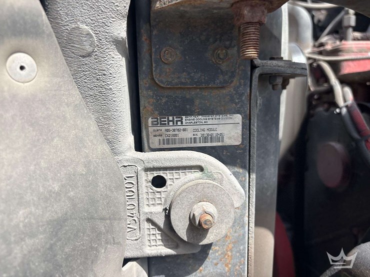 2014-freightliner-114sd-image-28