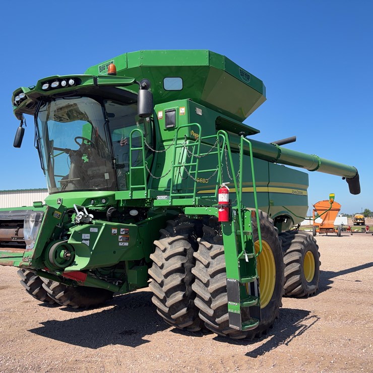 2015 JOHN DEERE S680