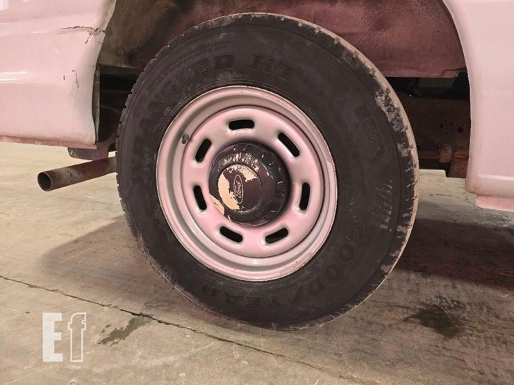 2005-2005-ford-econoline-van-6670-image-21