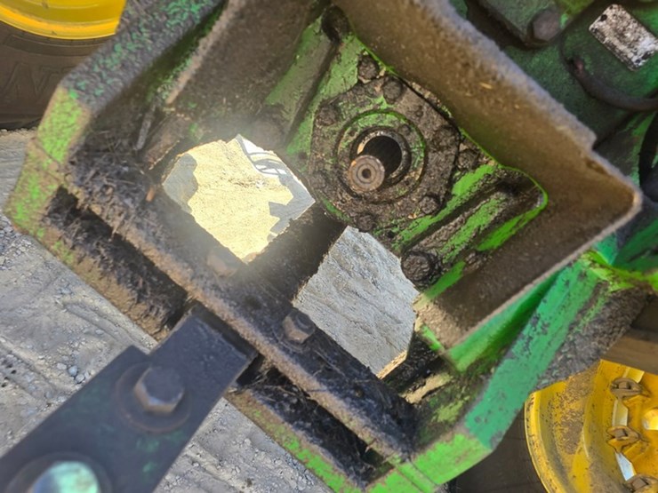 john-deere-4850-image-7
