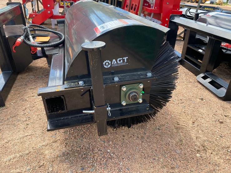 #14560-•-new-2026-mower-king-angle-broom-(mosinee,-wi)-image-9