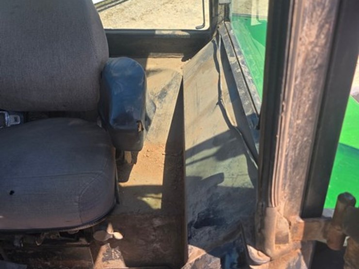 john-deere-4850-image-21