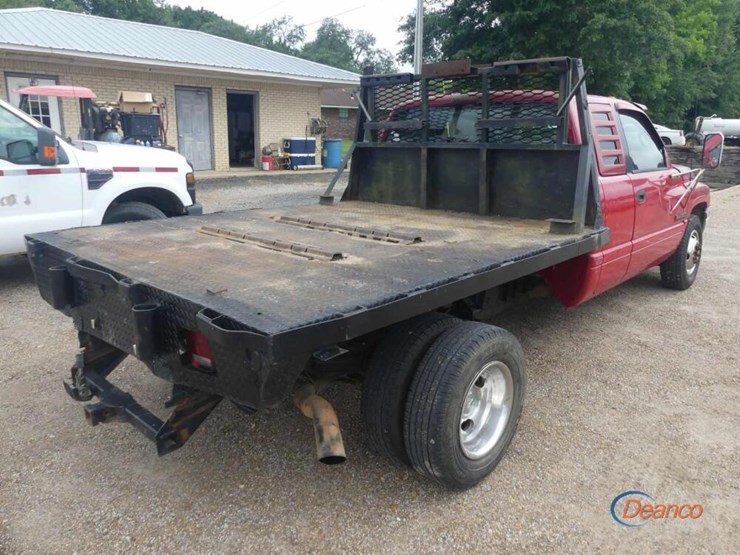 1999-dodge-ram-3500-image-2