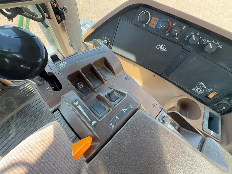 2012-john-deere-4940-image-41