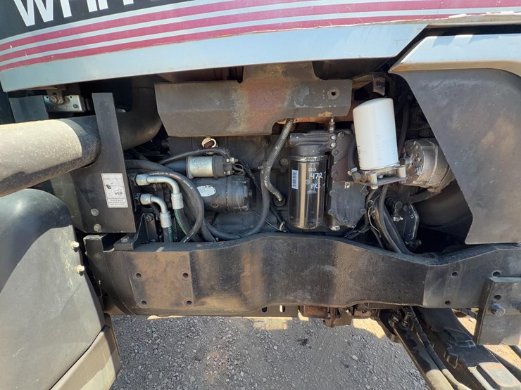 1996-white-6195f-tractor-image-17