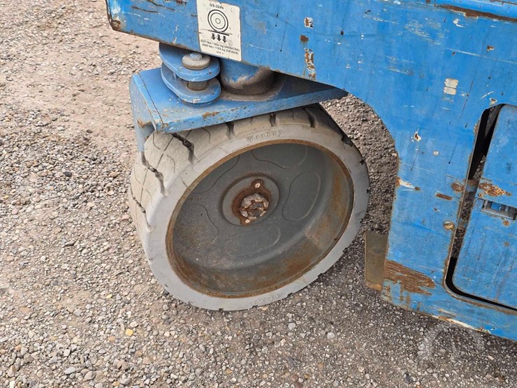 2011-genie-gs3246-image-17